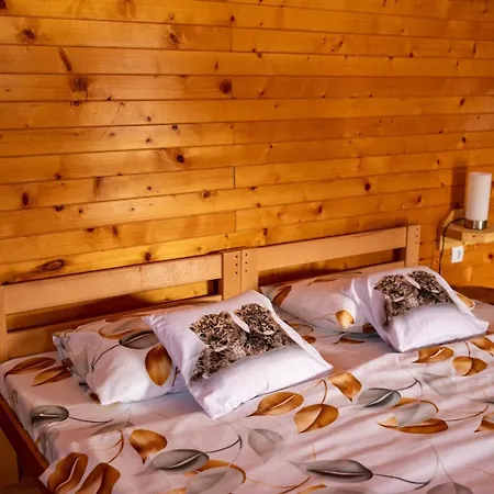 Шале Etno Brvnara Sa Bazenom *